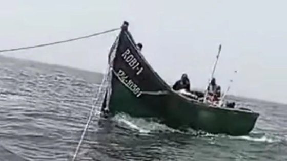 العثور على قارب «روبي» ينهي أياماً من القلق بقرية الصيد لمهيريز